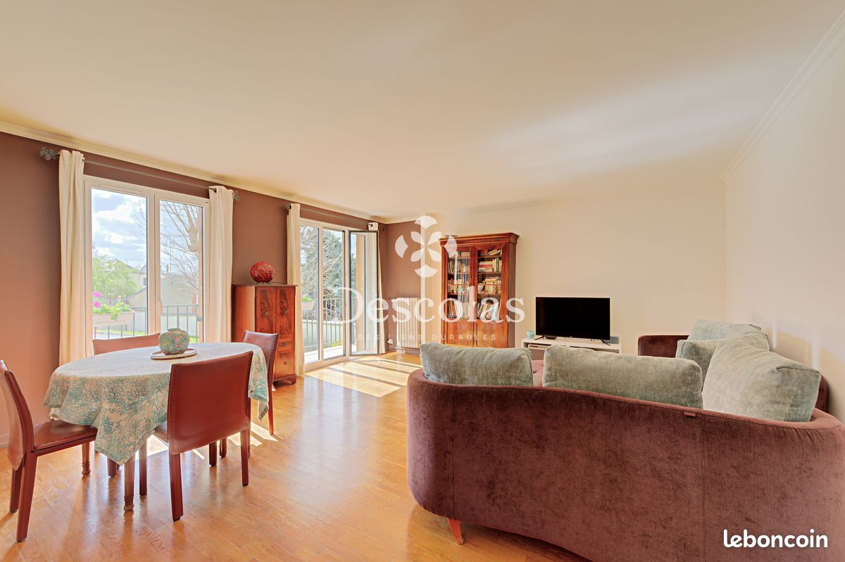 Appartement 5 pièces 94 m² · à Saint-Germain-en-Laye · 94 m² · 580 000 €
