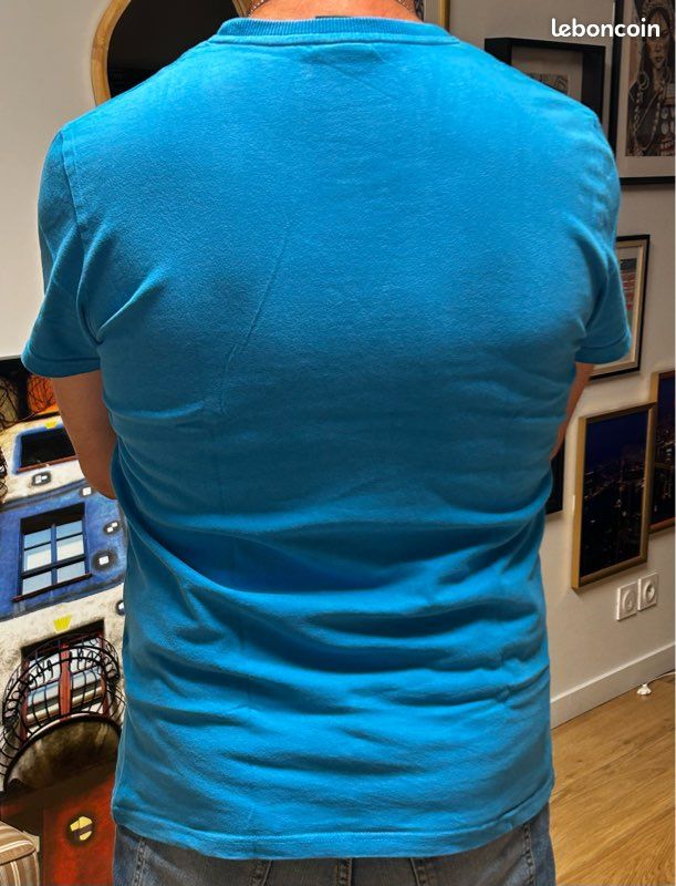 T-shirt Superdry taille M (image 2)