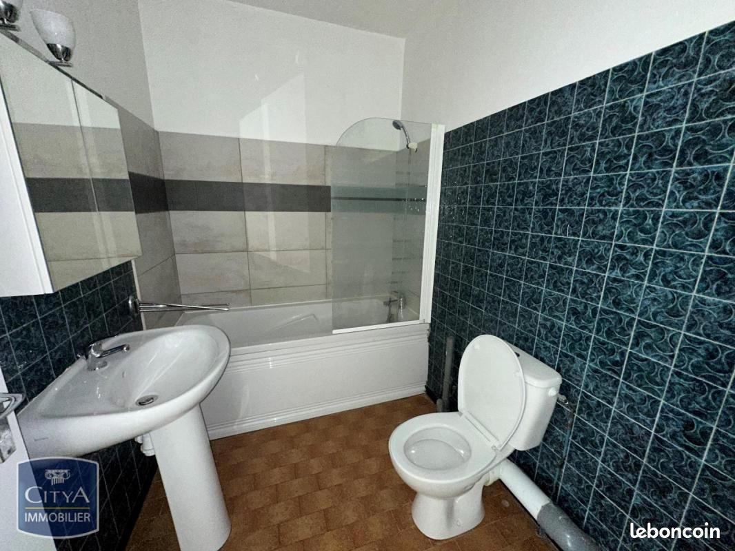 Appartement 1 pièce 32 m² - Brive-la-Gaillarde 19100 (image principale 3)