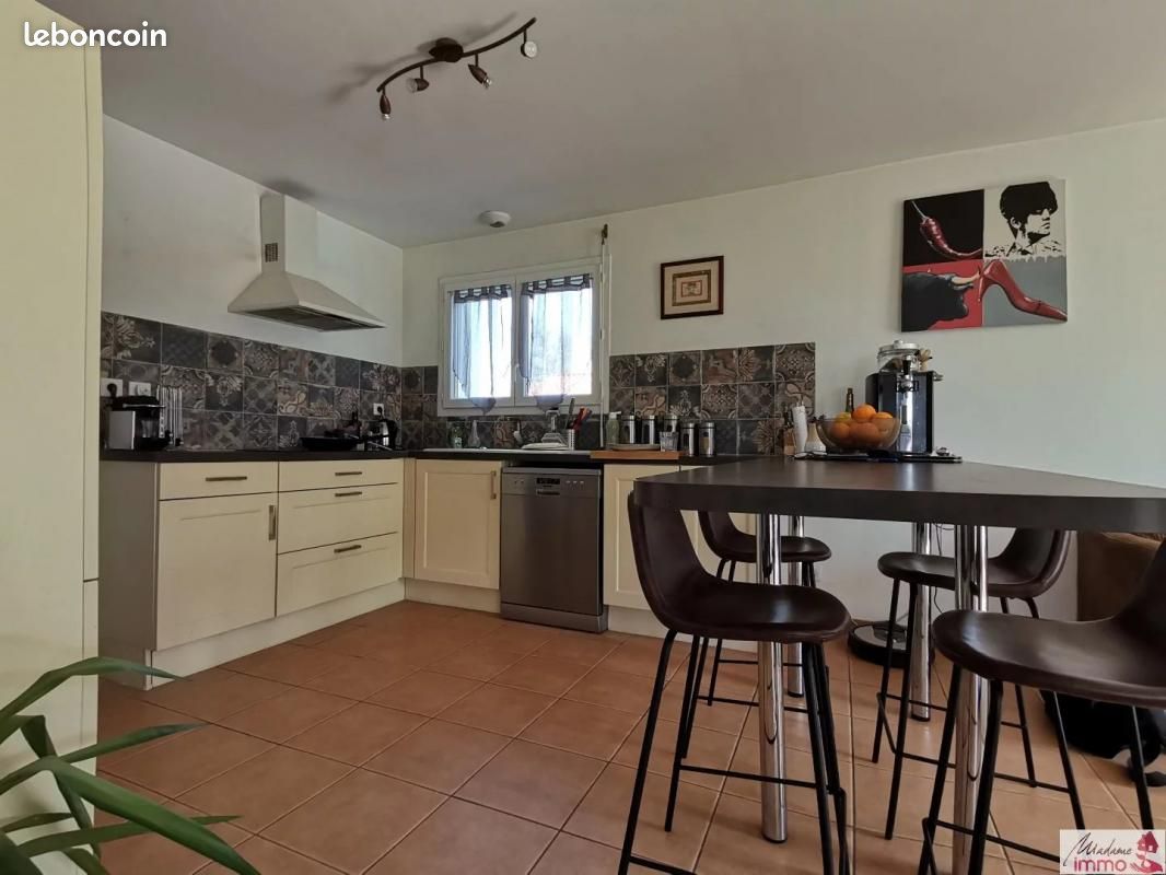 Maison 4 pièces 101 m² - Roquefort 40120 (image principale 2)