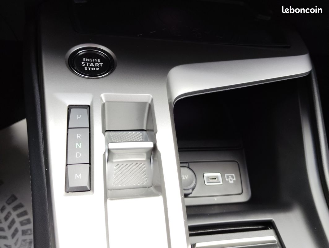 PEUGEOT - 308 SW 1.5 BlueHDi 130ch Allure Pack (image 15)