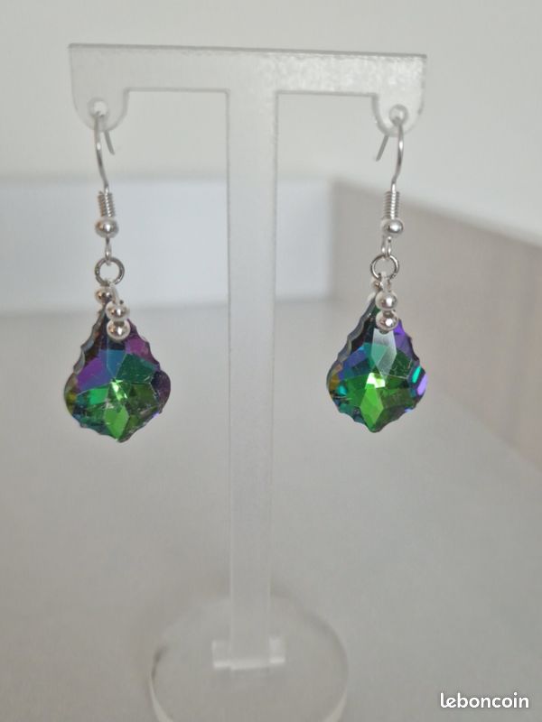 Petites Boucles D'oreilles Clips En Chrome Et Cristal - Modèle W102 - Occasion Bon état
