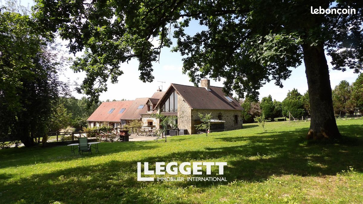 Maison 6 pièces 250 m² · à La Ferté Macé · 250 m² · 278 200 €