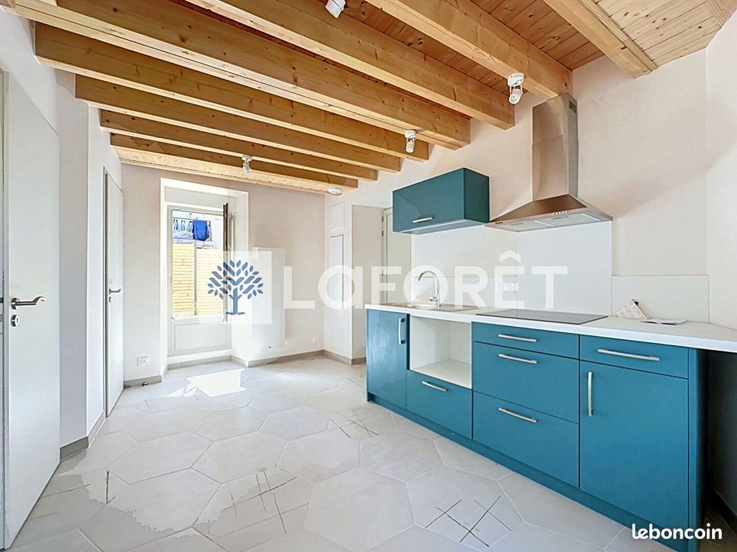 Maison 2 pièces 23 m² · à Bressuire · 23 m² · 670 €