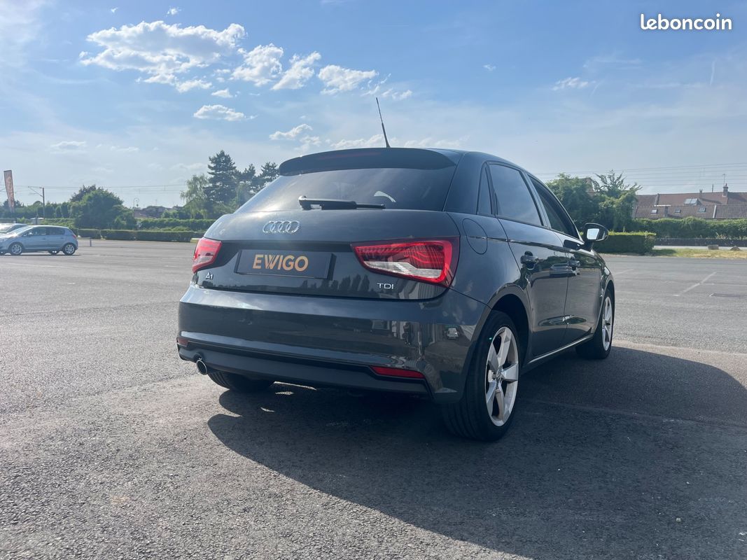 AUDI A1 SPORTBACK 1.4 TDI 90 S-LINE S-TRONIC *TRES BON ETAT - SIEGES CHAUFFANTS - BLUETOOTh (image 6)
