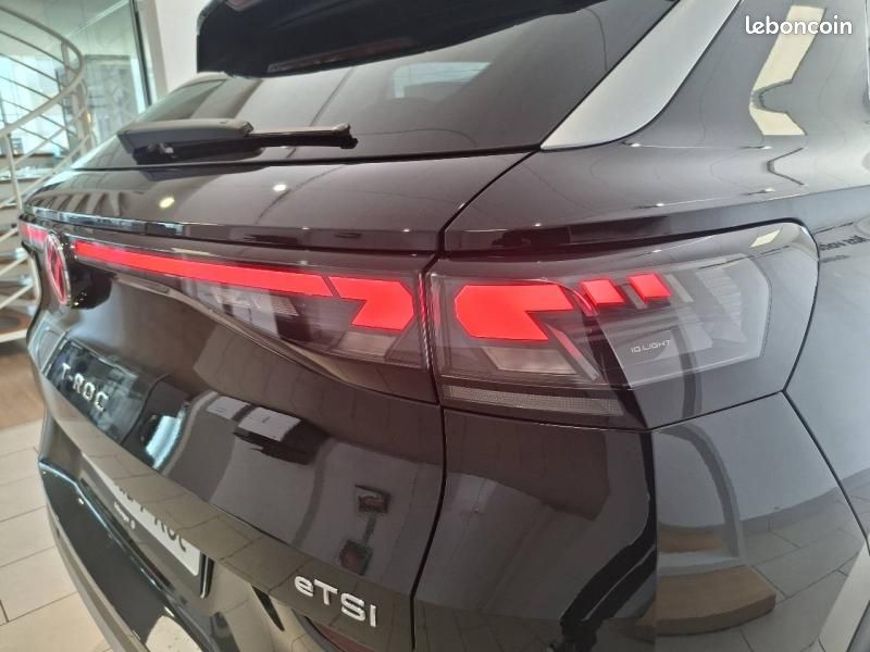 Volkswagen T-Roc 1.5 eTSI 150ch Style DSG7 (image 9)