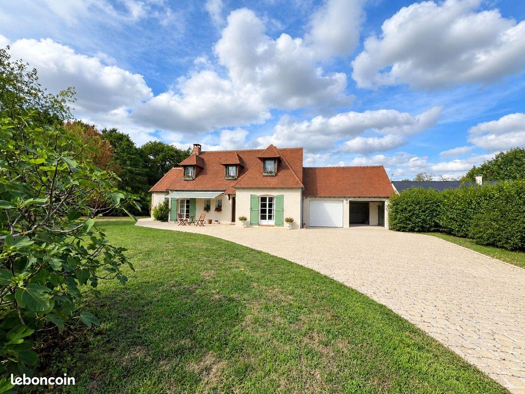 Maison 4 pièces 198 m² · à Villandry · 198 m² · 540 600 €