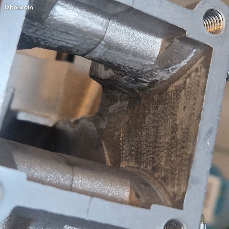 Bas moteur en Carter polini et sa grosse admission nitro vforce3 pour mbk 51 et ses consommables (image 3)