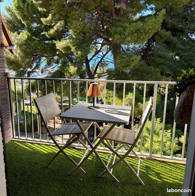 Appartement 25 m² · à Saint-Cyr-sur-Mer · 25 m² · 209 000 €