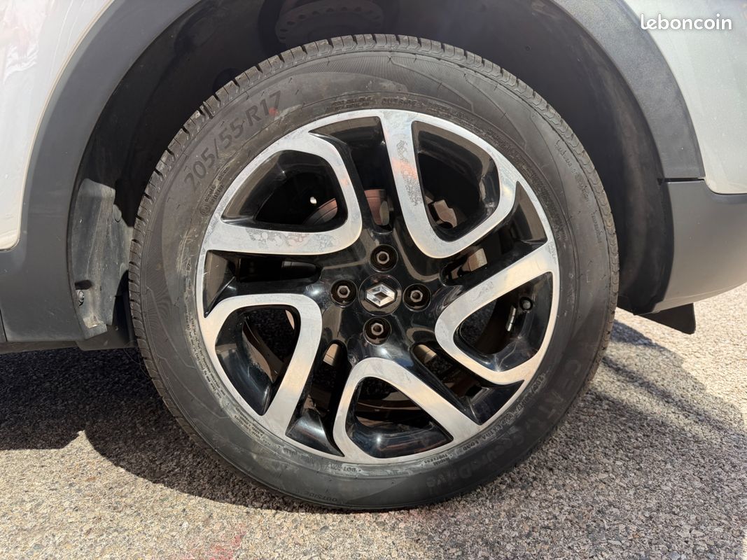RENAULT CAPTUR 1.5 DCI 110CH INTENS ENTRETIEN À JOUr (image 20)