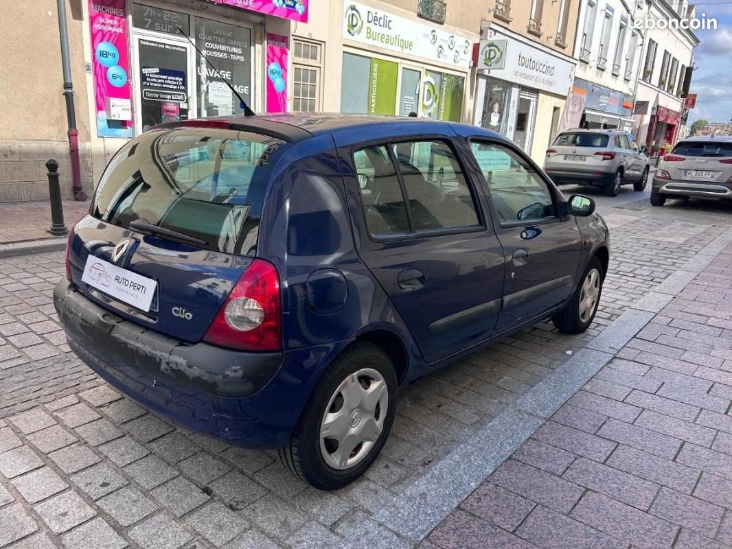 Renault Clio 1.2 60 AUTHENTIQUE (image 6)