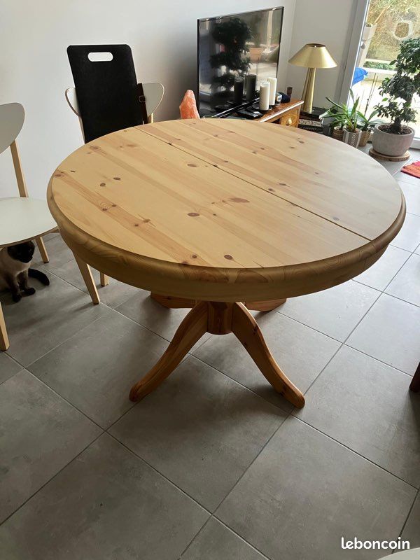 Table bois massif (image 1)