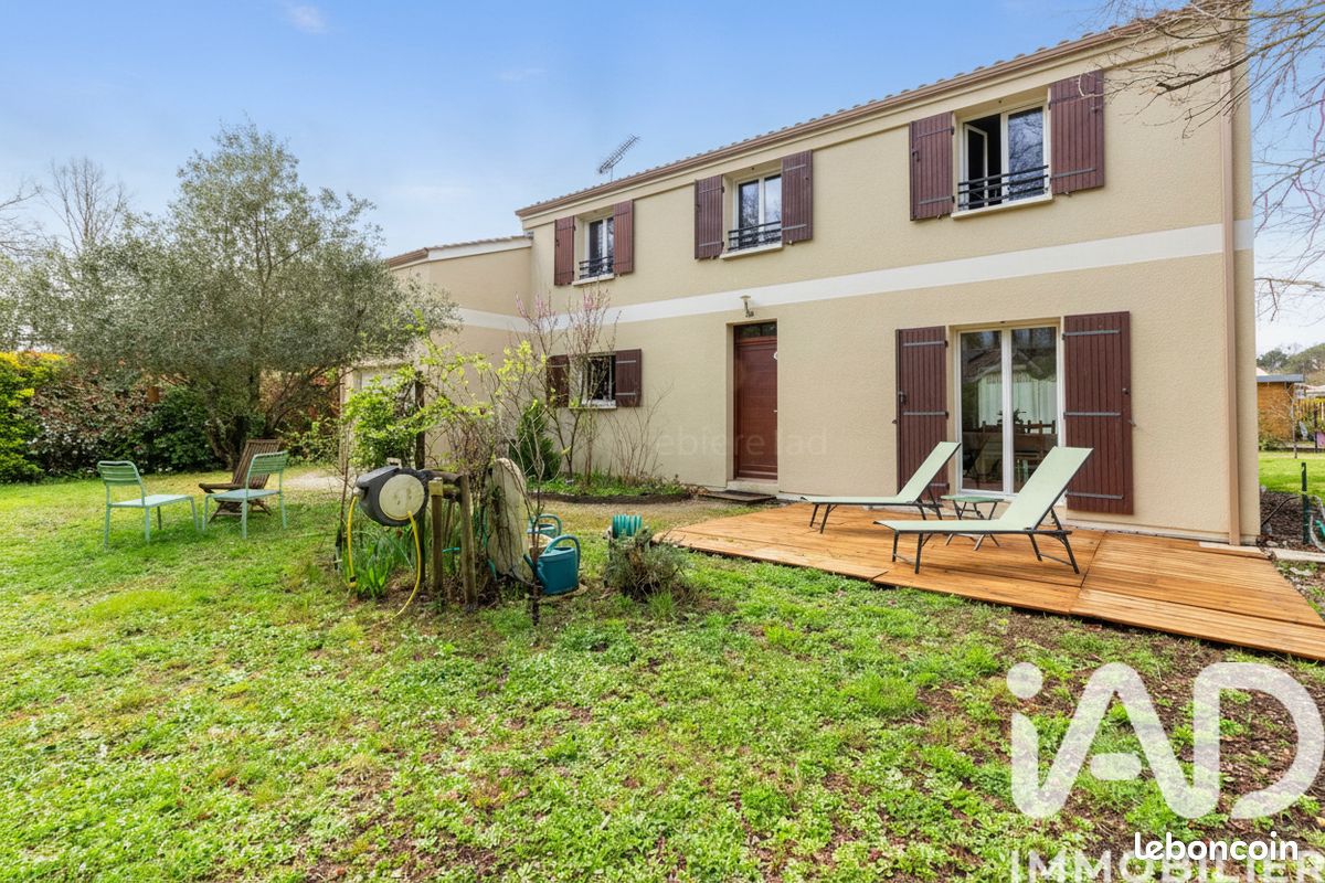 Maison 6 pièces 130 m² · à Léognan · 130 m² · 480 000 €