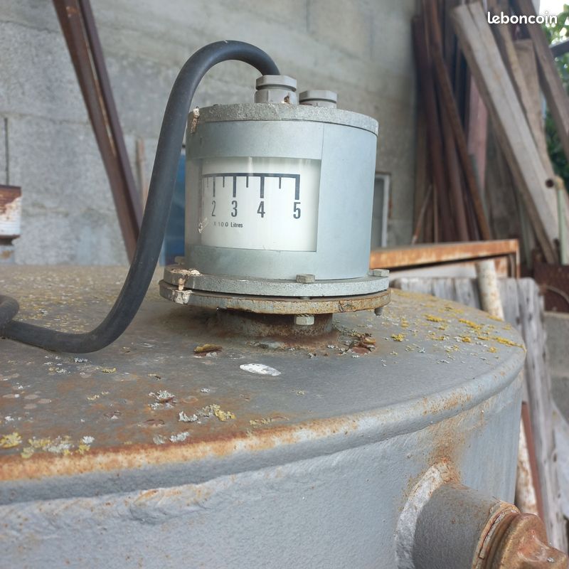 Cuve gasoil sur retention (image 2)