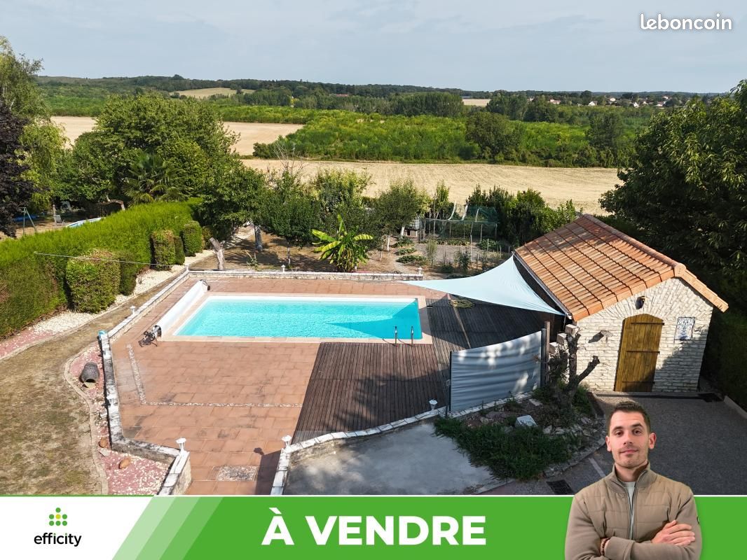 Maison 5 pièces 98 m² · à Thuré · 98 m² · 240 000 €