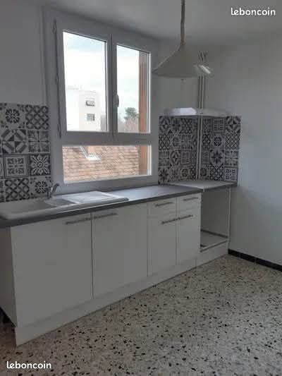Appartement 3 pièces 60 m² · à Nîmes · 60 m² · 740 €