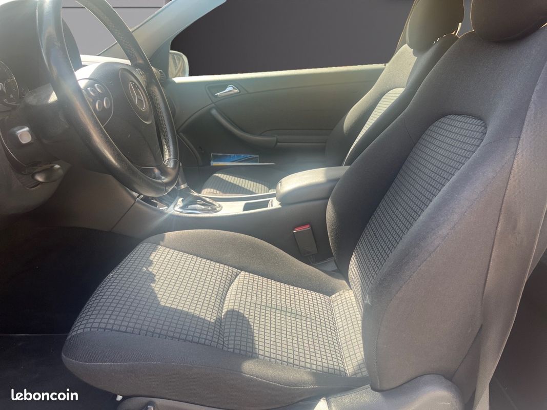 MERCEDES CLASSE C 220 COUPE SPORT 150Ch Garantie 12 mois (image 10)