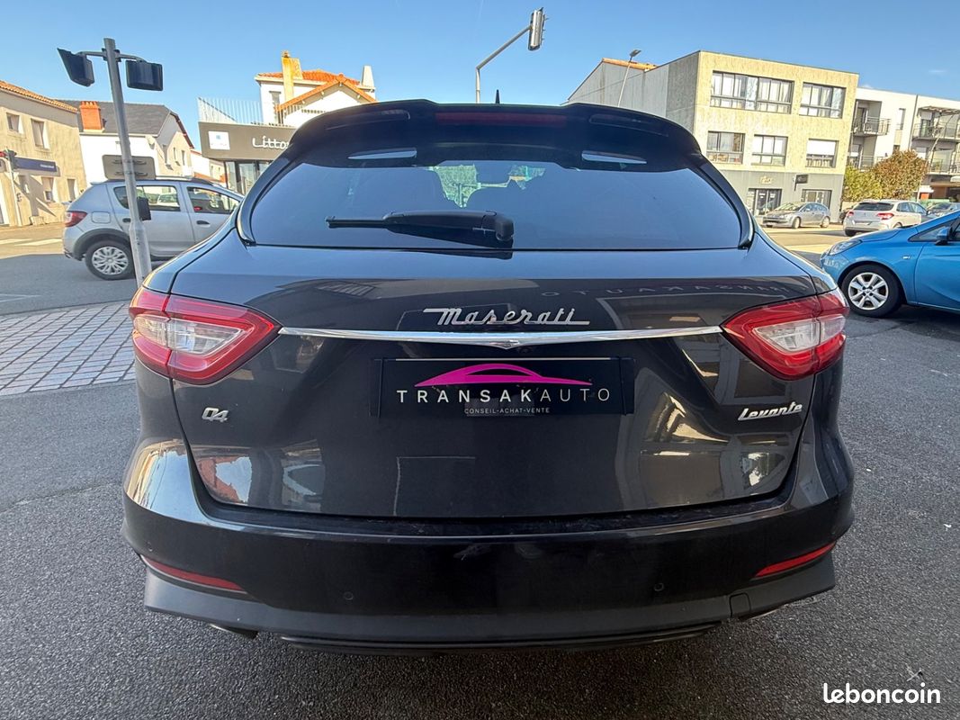 MASERATI LEVANTE 3.0 V6 Bi-Turbo 350 Q4 GranSport (image 4)