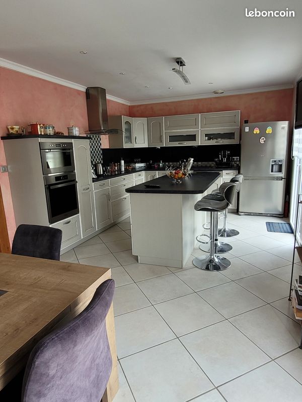 Maison 6 pièces 149 m² · à Notre-Dame-d'Oé · 149 m² · 445 000 €