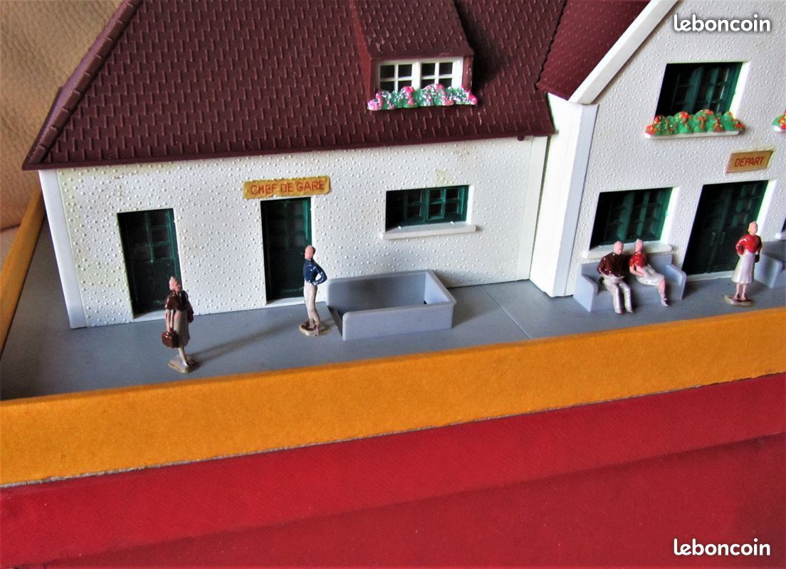 Décor Maquette Jouef La Gare Ferroviaire de Maintenon Référence 704