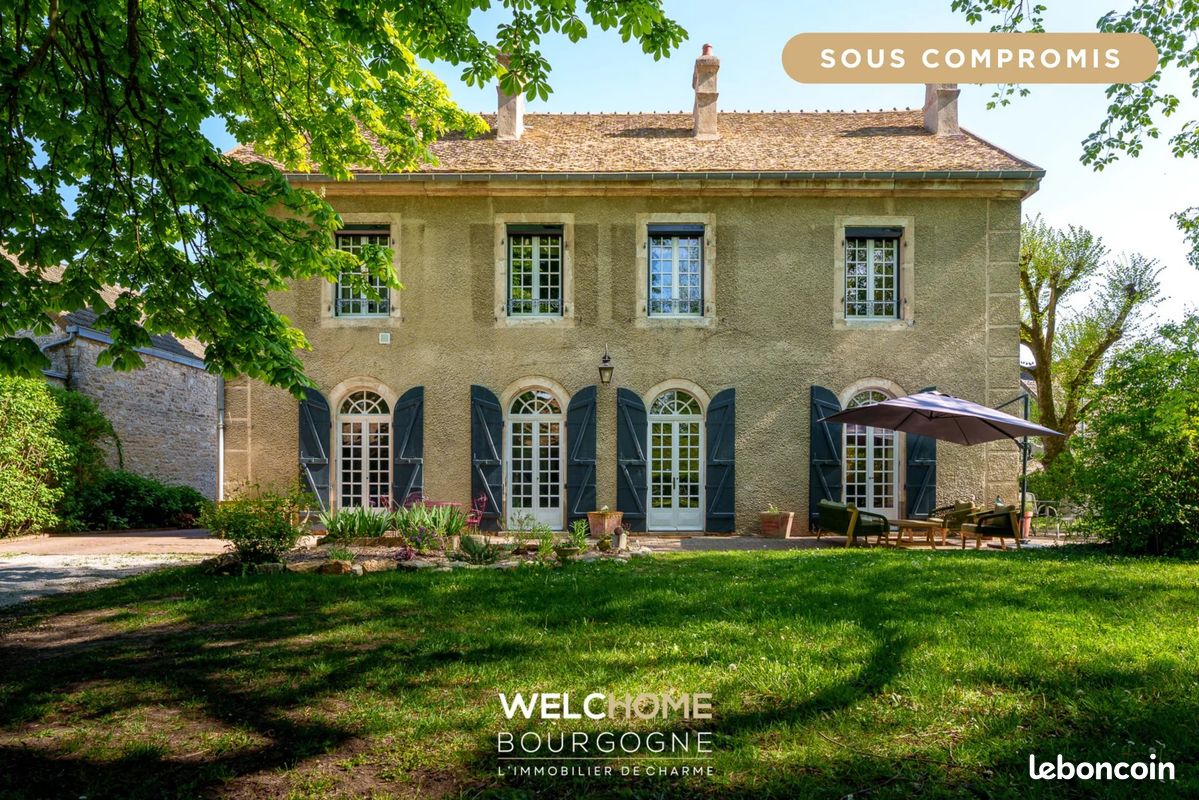 Maison 8 pièces 240 m² · à Chalon-sur-Saône · 240 m² · 639 000 €