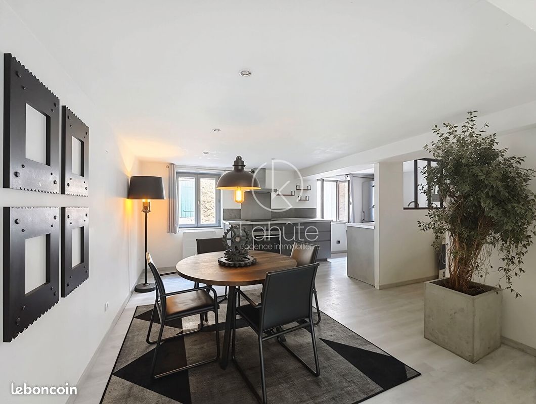 Maison 6 pièces 116 m² · à Orliénas · 116 m² · 235 000 €