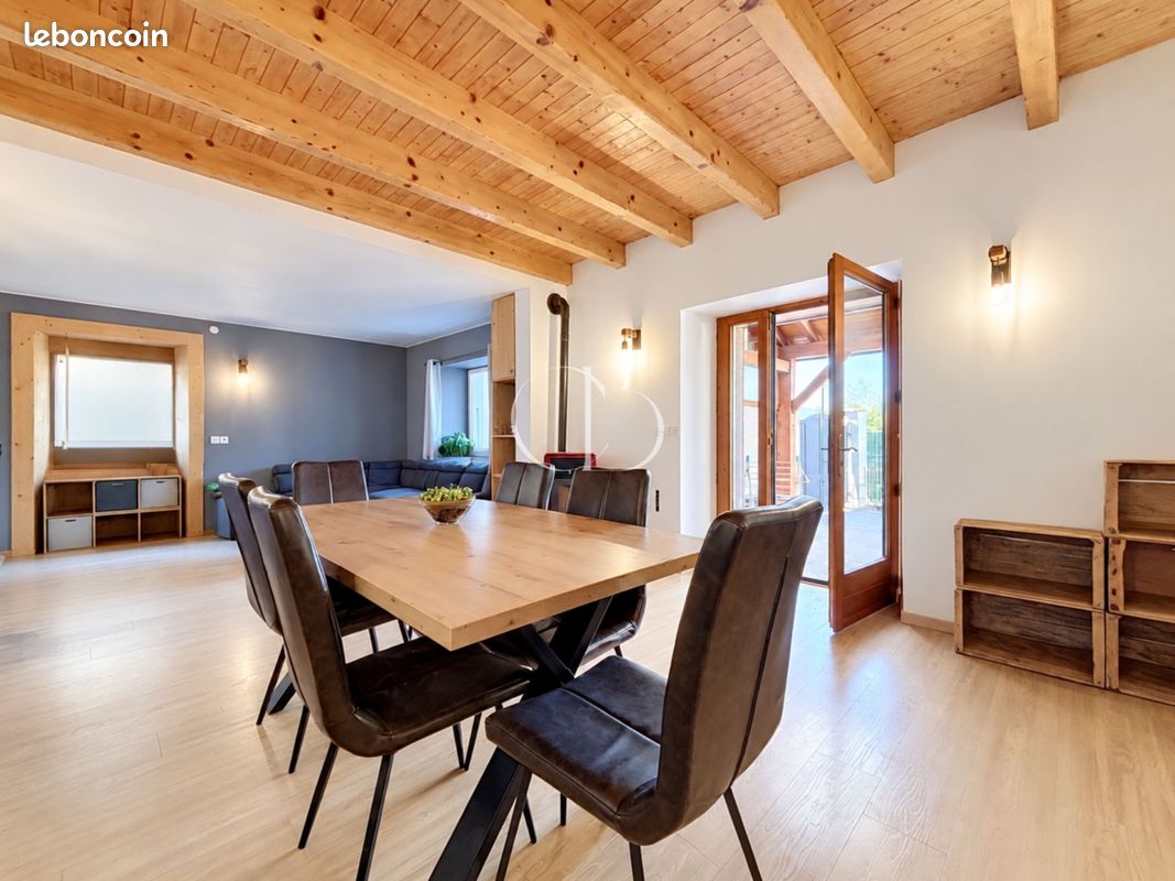 Appartement 4 pièces 94 m² · à Contamine-sur-Arve · 94 m² · 440 000 €