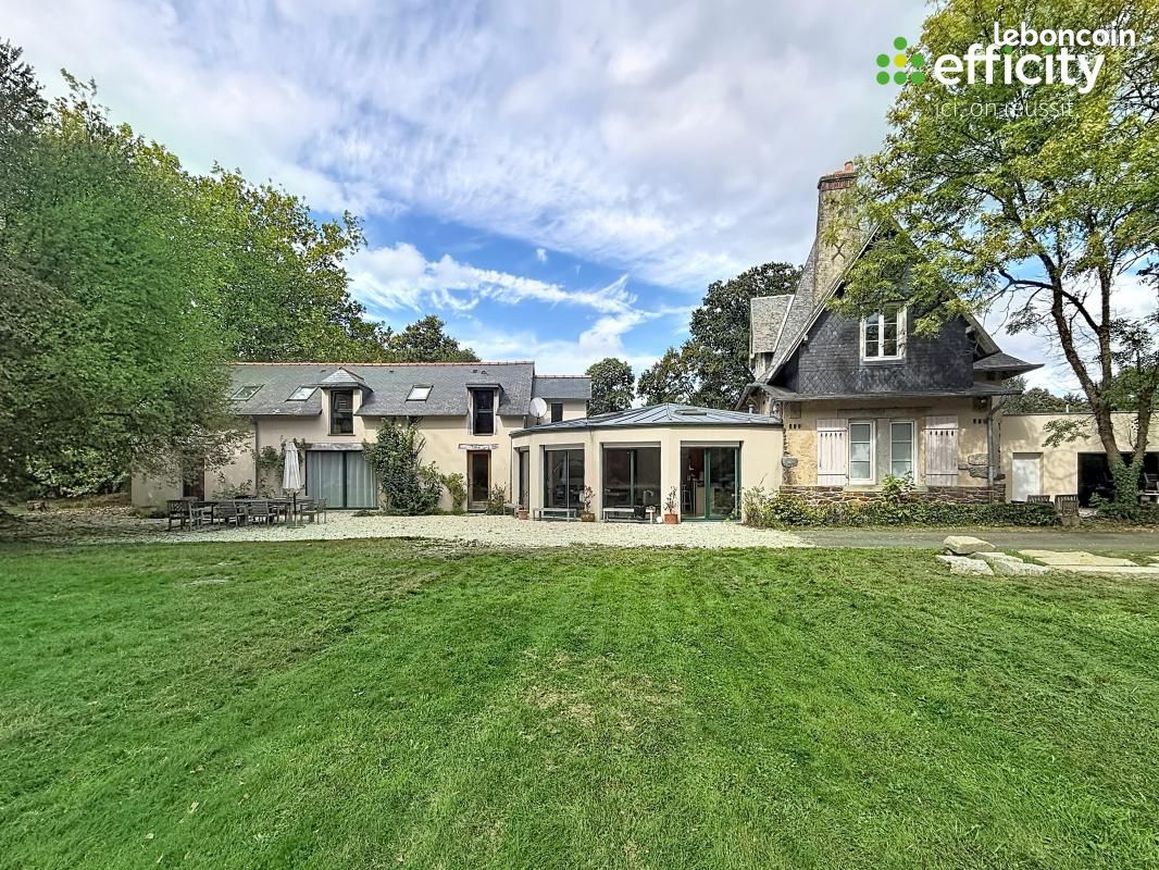 Maison 8 pièces 250 m² · à Cesson-Sévigné · 250 m² · 670 000 €