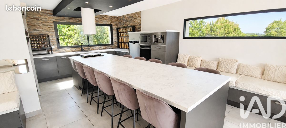 Maison 6 pièces 191 m² · à Cardet · 191 m² · 471 000 €