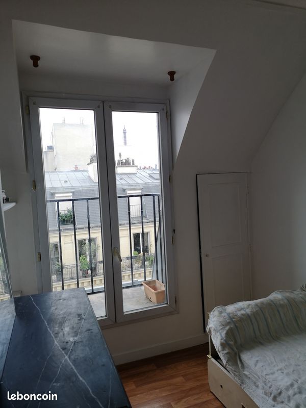 Appartement 1 pièce 10 m² · à Paris · 10 m² · 580 €/mois