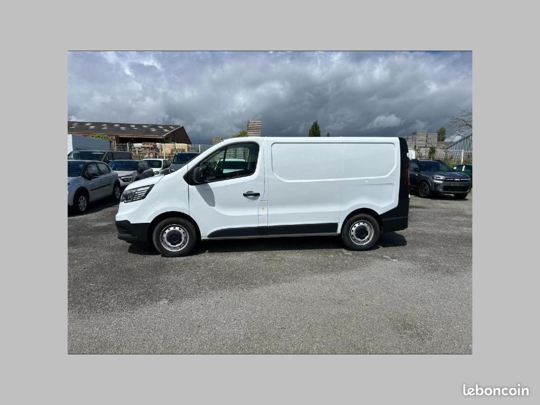 Renault Trafic FOURGON FGN L1H1 3000 KG BLUE DCI 130 CONFORT (image 3)