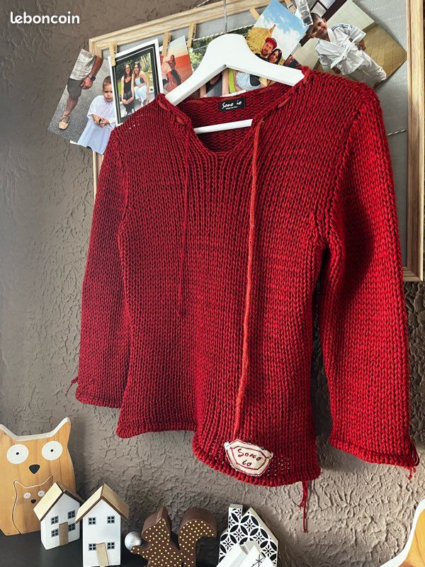 Joli pull rouge ajouré maille – Made in Italy – porté taille L (image 4)