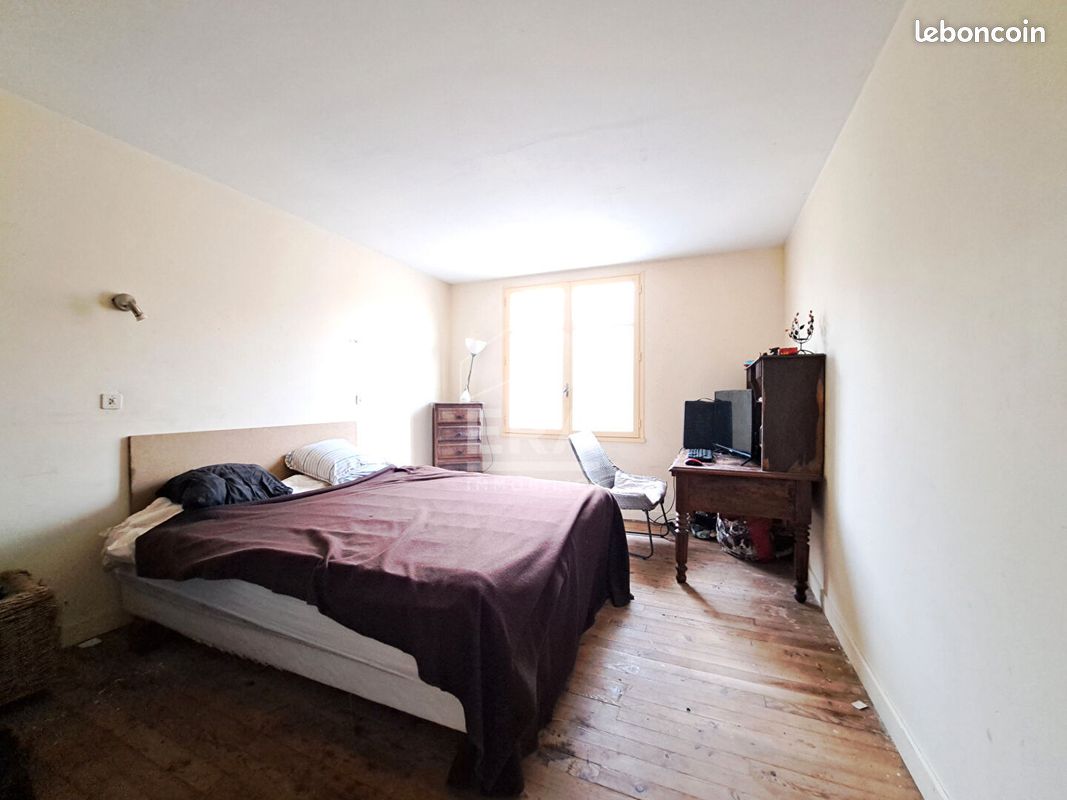 Maison 5 pièces 111 m² - Jarnac 16200 (image principale 5)