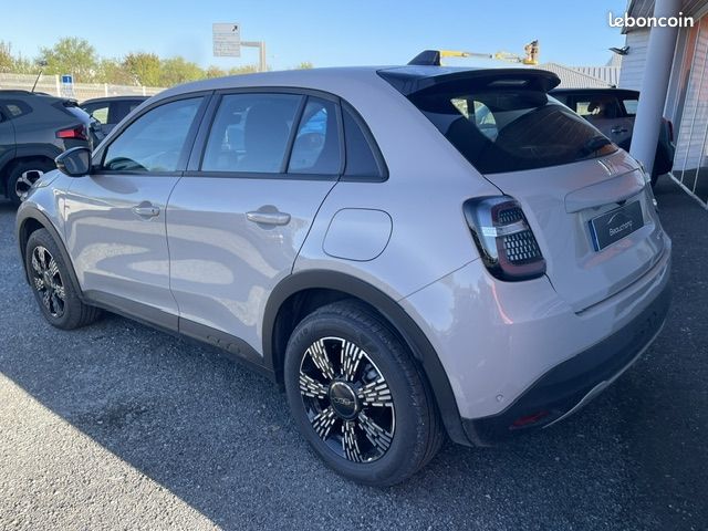 Fiat 600 1.2 HYBRID 145 POP EDCT6 (image 5)