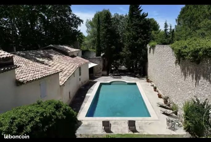 Propriété 8 pièces 486 m²