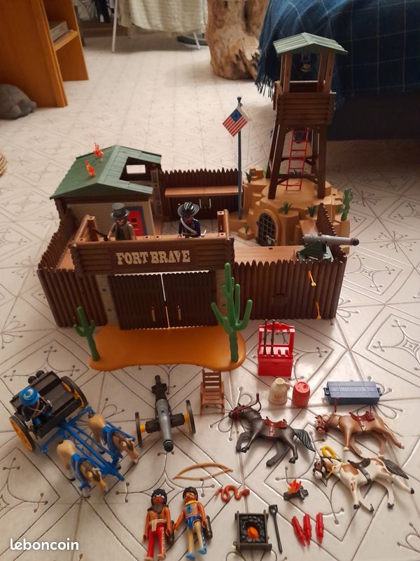 Playmobil fort brave western 5245 far west Jeux Jouets
