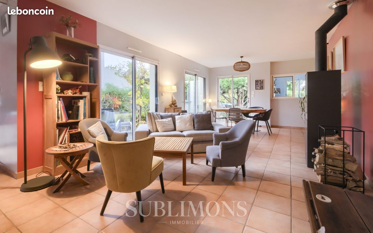 Maison 5 pièces 138 m² · à Larmor-Plage · 138 m² · 599 950 €