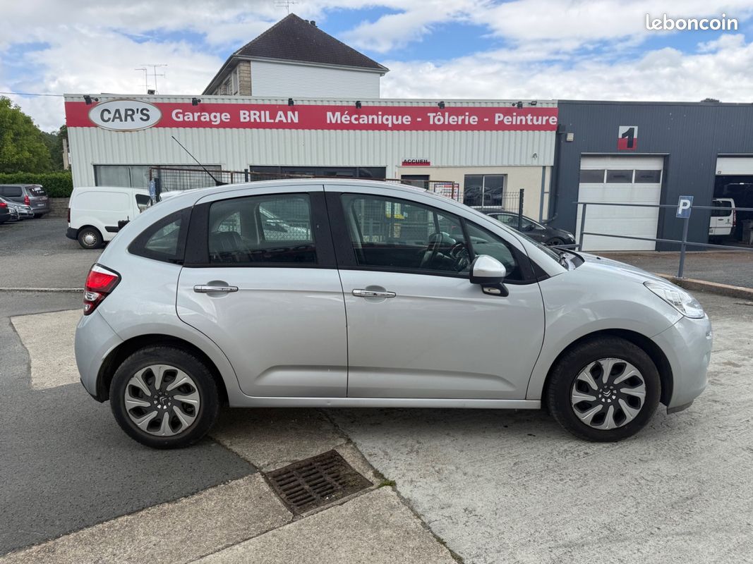 Citroën C3 1.4hdi 70 2eme main véhicule propre full options (image 6)