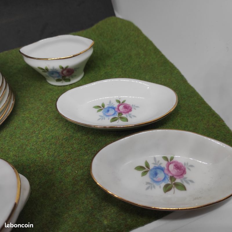 Dinette Ancienne Poupées Porcelaine Faience Miniature Collection