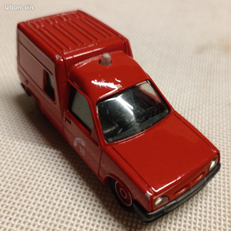Rare Solido Renault Express 1992 Societe Des Eaux Du Nord 1/43