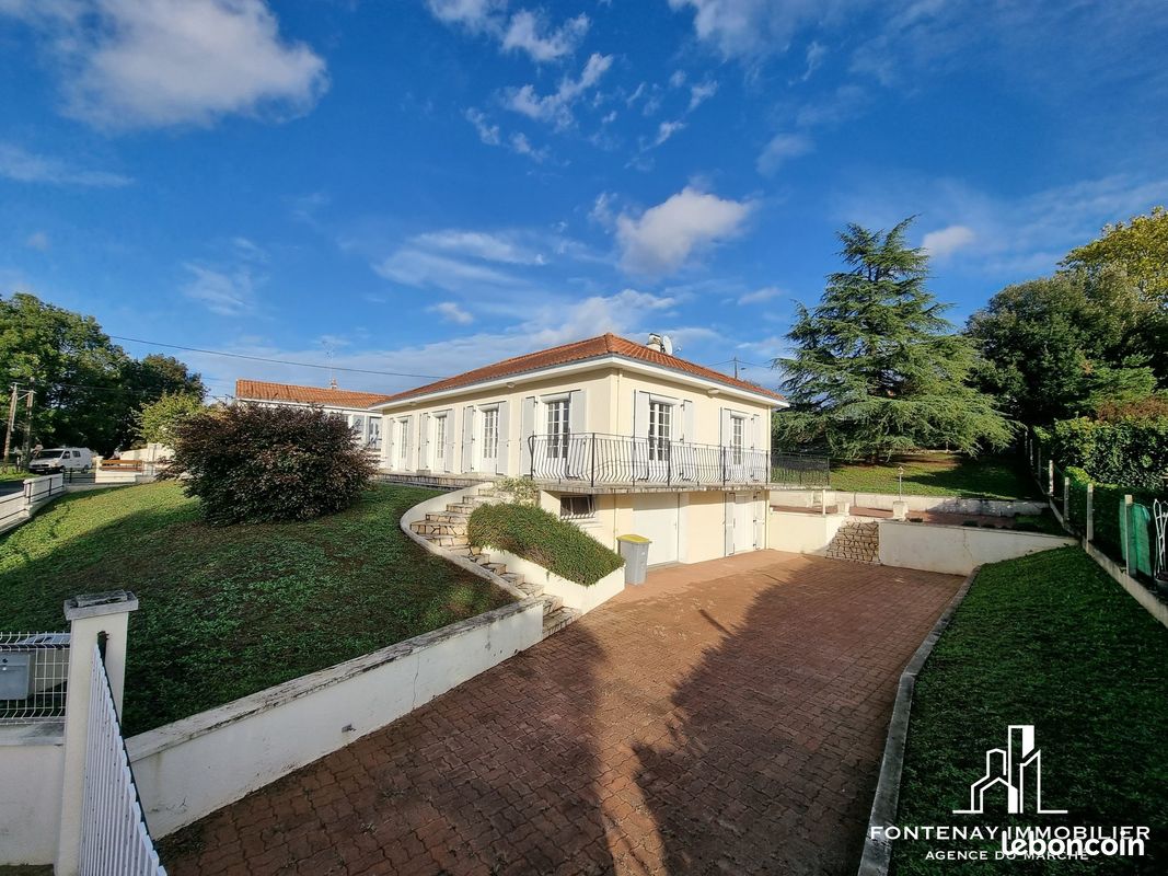Maison 5 pièces 110 m² · à Fontenay-le-Comte · 110 m² · 181 500 €