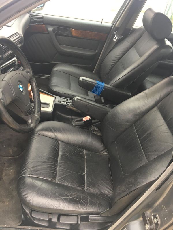 Toutes pièces BMW E34 525ix - Équipement auto