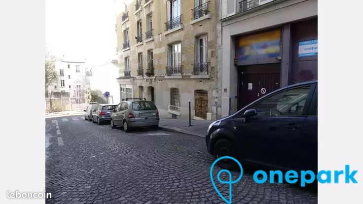Parking 12 m² · à Paris · 12 m² · 117 €/mois