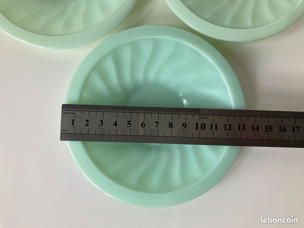 Lot De 4 Tasses à Café Opaline Verte Vintage – Années 1950, Opalex, 9x4,5 Cm, Très Bon état