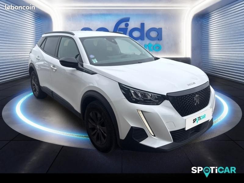 Peugeot 2008 1.2 PureTech 130ch S&S Style EAT8 (image 3)