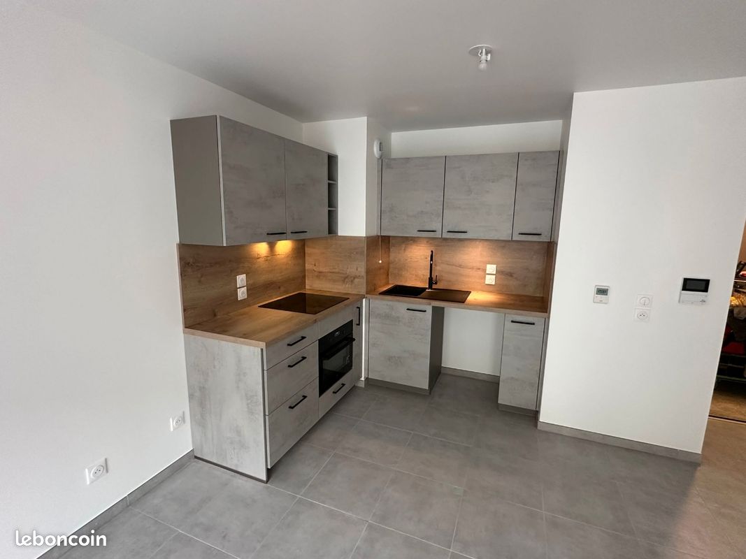 Appartement 2 pièces 38 m² · à Thonon-les-Bains · 38,2 m² · 243 000 €