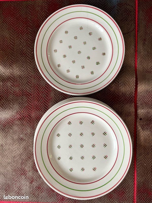 Petites assiettes à dessert (image 1)