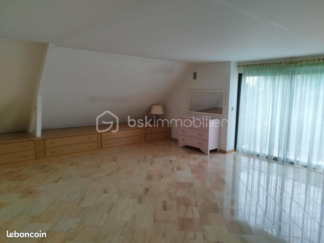 Maison 11 pièces 420 m² (image 9)
