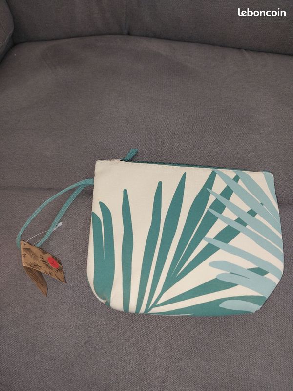 Pochette maquillage (image 1)