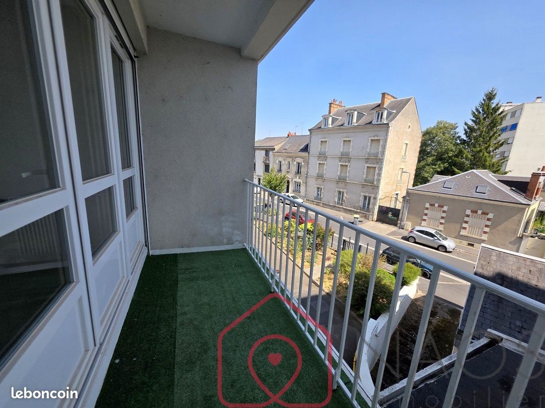 Appartement 3 pièces 67 m² · à Orléans · 67 m² · 144 000 €
